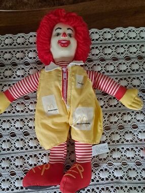 1 - 10 Inch Doll And 2 Small Dolls And One Is Autographed, Very Good Condition